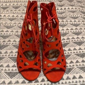 DELLAROCCA Heels // ALDO// US 7.5 EUR 38